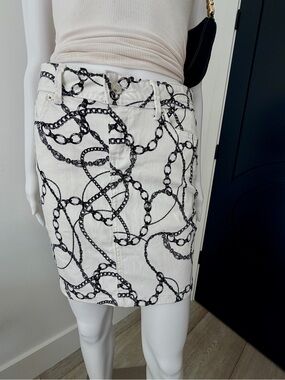 CACHE Y2K White denim mini skirt with black chain-link graphic